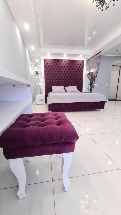 Apartaments On Prospekt Mira 35 Kryvyi Rih Exterior photo