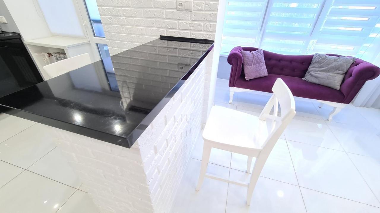 Apartaments On Prospekt Mira 35 Kryvyi Rih Exterior photo
